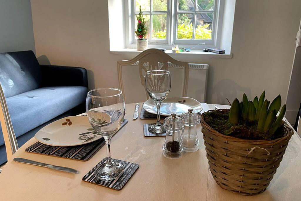 Cotswolds Cottage Ilmington With Wood Burning Stove & Bbq - Pet Friendly チッピング・カムデン エクステリア 写真